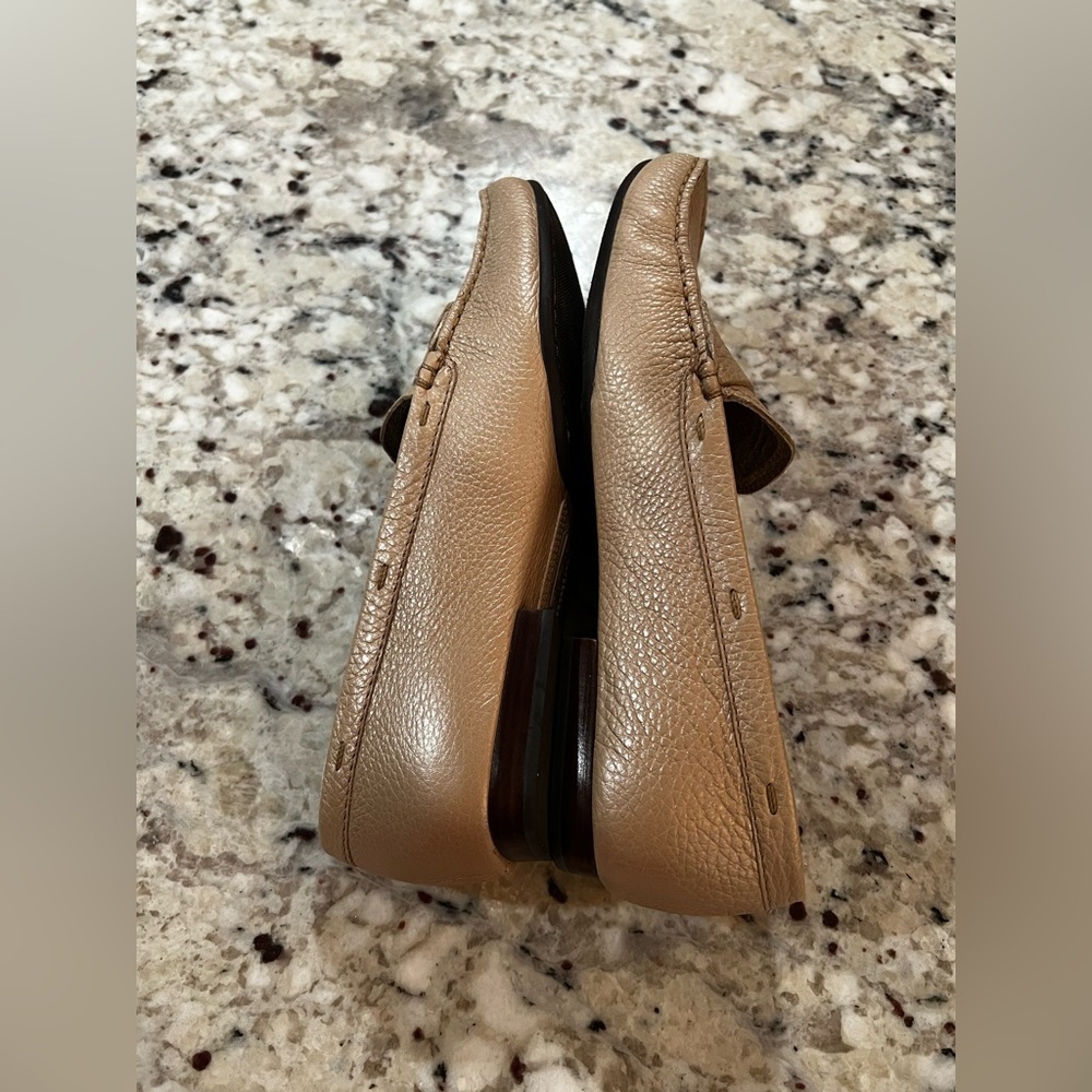 Talbots Women’s Light Tan Leather Loafers Size 7.5 - Picture 4 of 9